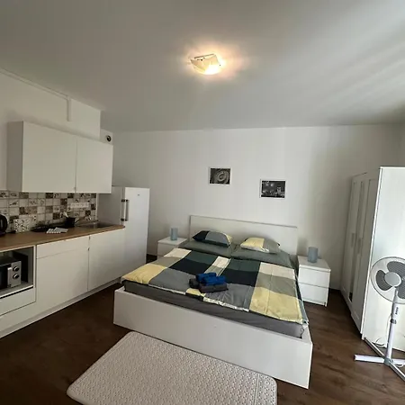 Centre-residence Krakovska * Prague