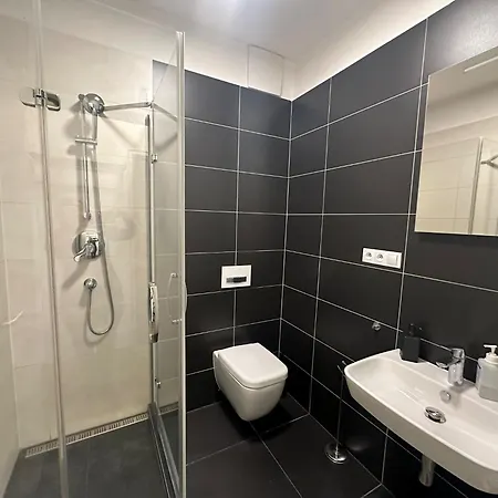 Centre-residence Krakovska Apartment *